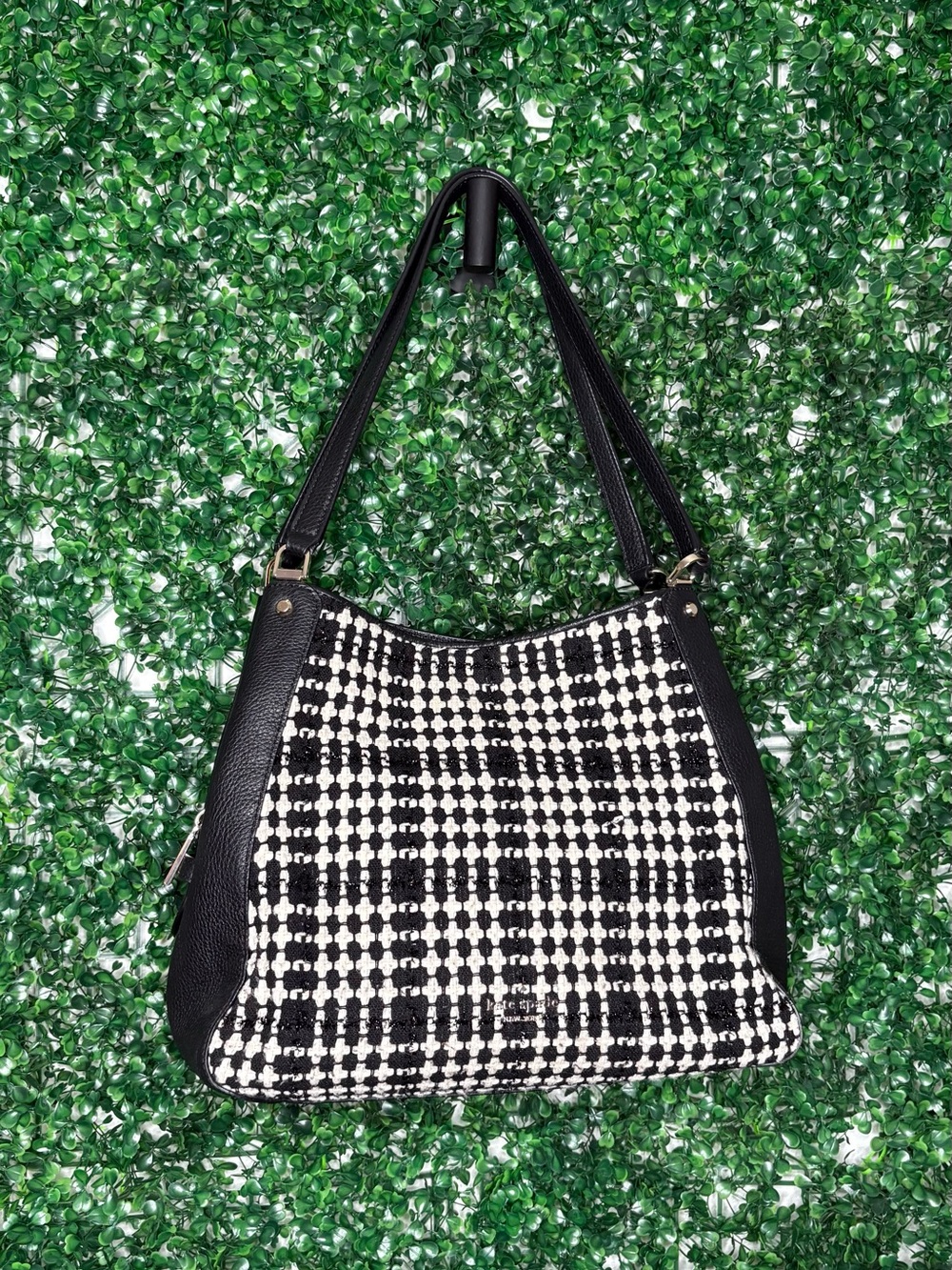 kate spade Black and White Houndstooth Shoulder Bag with Black Trim - Picture 1 of 9